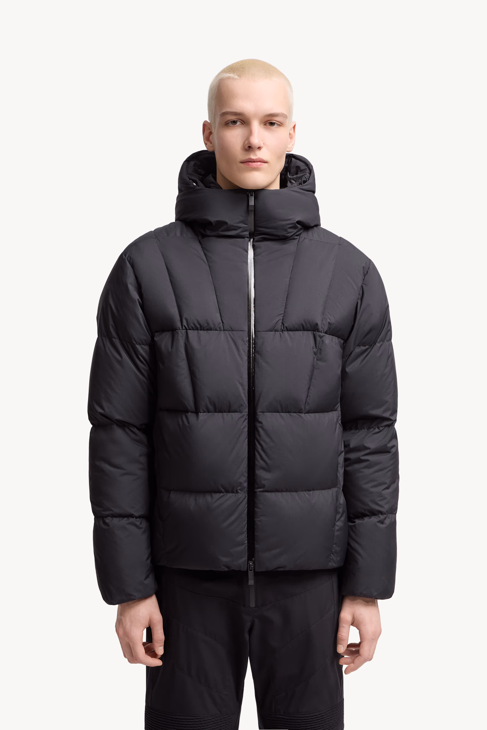 Plumífero corto con capucha Fusain Hombre Negro Moncler 3